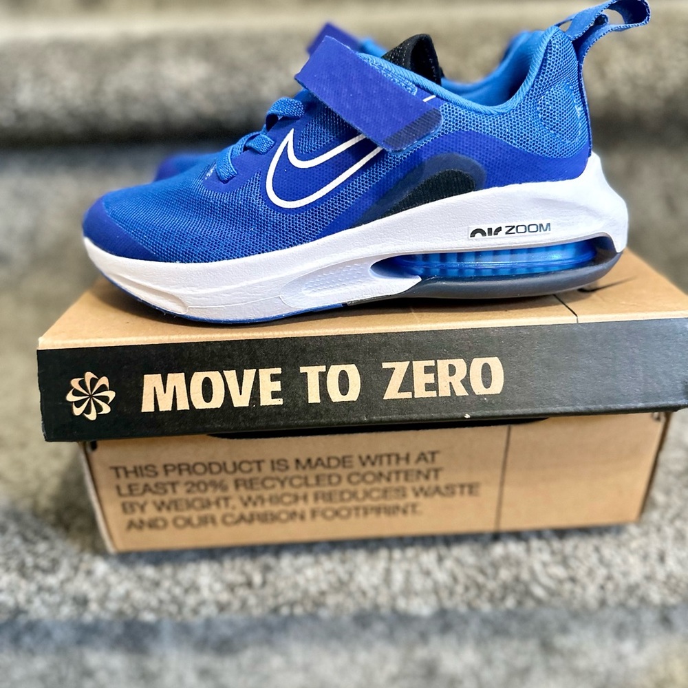 NWT Nike air zoom toddler shoes
